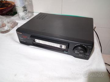 VIDEOREGISTRATORE    SHARP      VC-M231SM