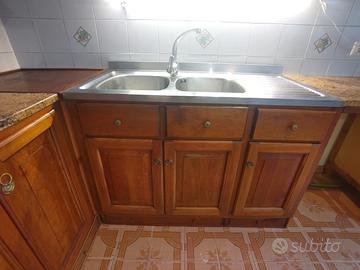 cucina vintage legno massello, marmo, rustico noce