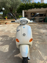 Vespa 50 ET4