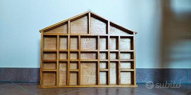 Bacheca a forma di casetta