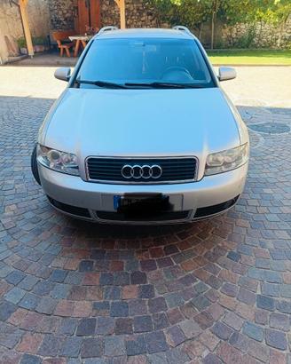 AUDI A4  SW