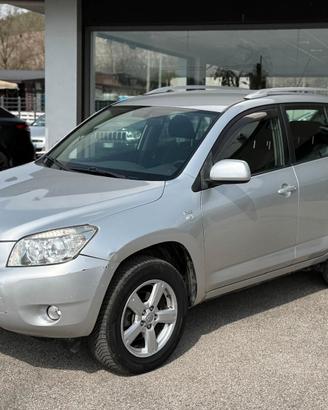 Toyota RAV4 D-4D 136 CV Sol BUONE CONDIZIONI