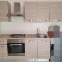 Cucina, madia, pensili