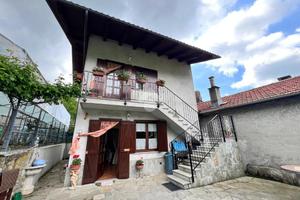 CASA SEMINDIPENDENTE A CORIO