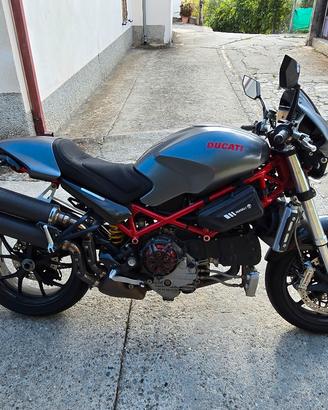 Ducati Monster s4r testastretta 