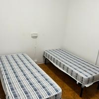 2 letti singoli : rete + coprirete+materasso