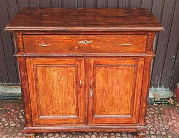 Vecchia credenza 