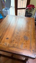 Tavolo anno 1900 in legno massello allungabile