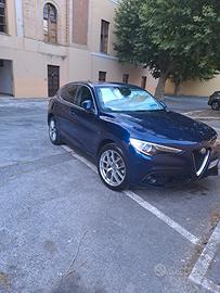 Alfa Romeo Stelvio 2200