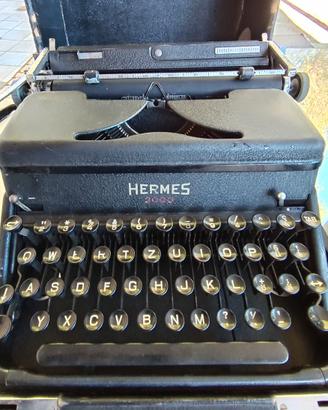 Macchina da scrivere Hermes 2000