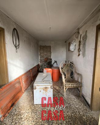 Rustico da ristrutturare