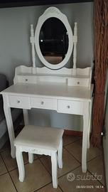 Toeletta bianca in legno 80 x 145 x 40 cm