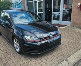 Volkswagen Golf GTI 5p 2.0 tsi PERFORMANCE 220CV P