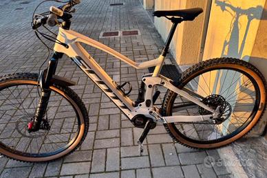 Scott strike eride 910