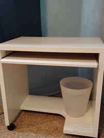 Tavolo pc/scrivania ikea lack