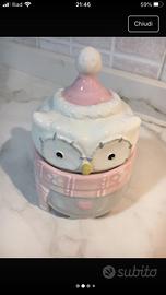 Porta cioccolatini in ceramica bianca e rosa