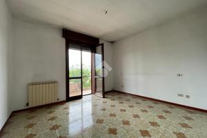 2 LOCALI A CANNETO SULL'OGLIO