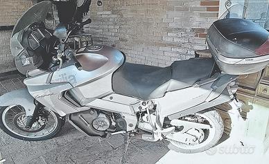 Aprilia Caponord 2001