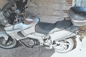 Aprilia Caponord 2001