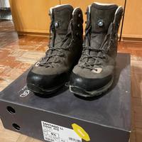 Scarponi LOWA Santiago in pelle taglia 44