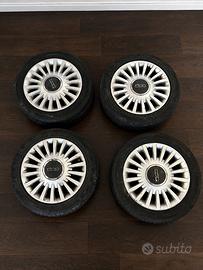 Set di quattro gomme Fiat 500