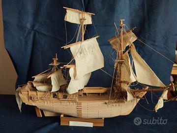 HMS Bounty - Modellino in legno