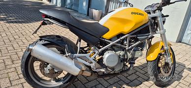 Ducati Monster 750cc  2001