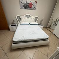 Letto contenitore bianco con inserti grigi