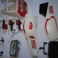 XT 600 FIANCATINE MASCHERINA FARO FRECCE BORSA