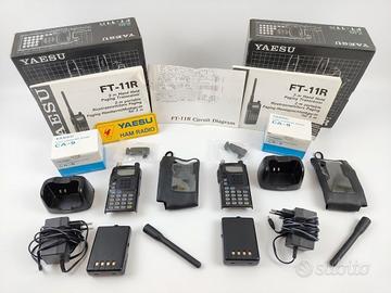 Coppia Ricetrasmittenti Yaesu FT-11R VHF