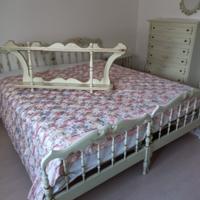 cameretta  stile veneziano 2 letti ( no reti )