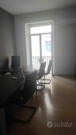 Stanza uso ufficio Vomero