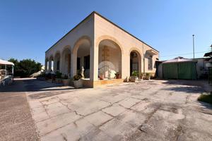 VILLA SINGOLA A NARDÒ