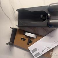 STAZIONE DI RICARICA DYSON