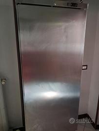 Frigorifero professionale in acciaio inox