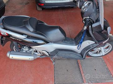 Yamaha xcity 250