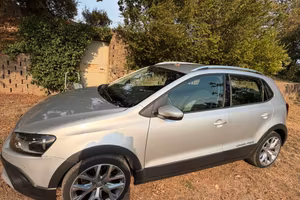 Polo cross