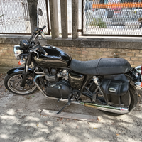 Moto Triumph Bonneville