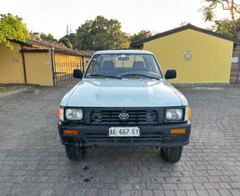 TOYOTA HILUX 4x4