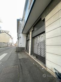 Negozio, zona Arnate