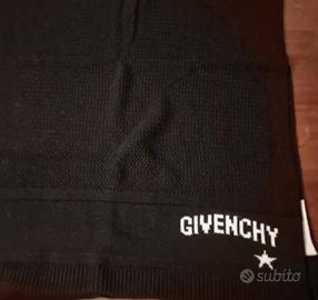 grande scialle nuovo Givenchy in lana 
