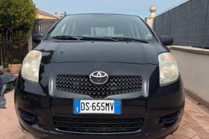 Toyota Yaris 1.0 benzina 2008 – 128.000 km