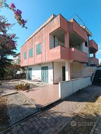 Sellia Ruggero palazzina con corte