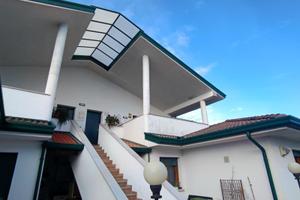 Miniappartamento arredato con ampie terrazze e ...