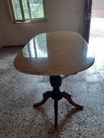 tavolo in marmo