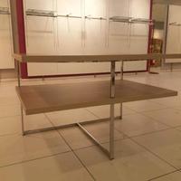 Arredamento negozio abbigliamento