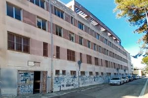 Edificio ex struttura scolastica a Brindisi