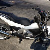 Honda integra 700 2012 ricambi usati