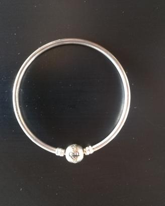 Bracciale Pandora in argento