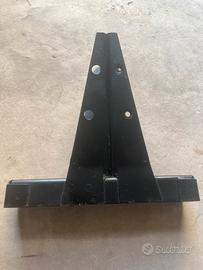 Staffa motore ape 50